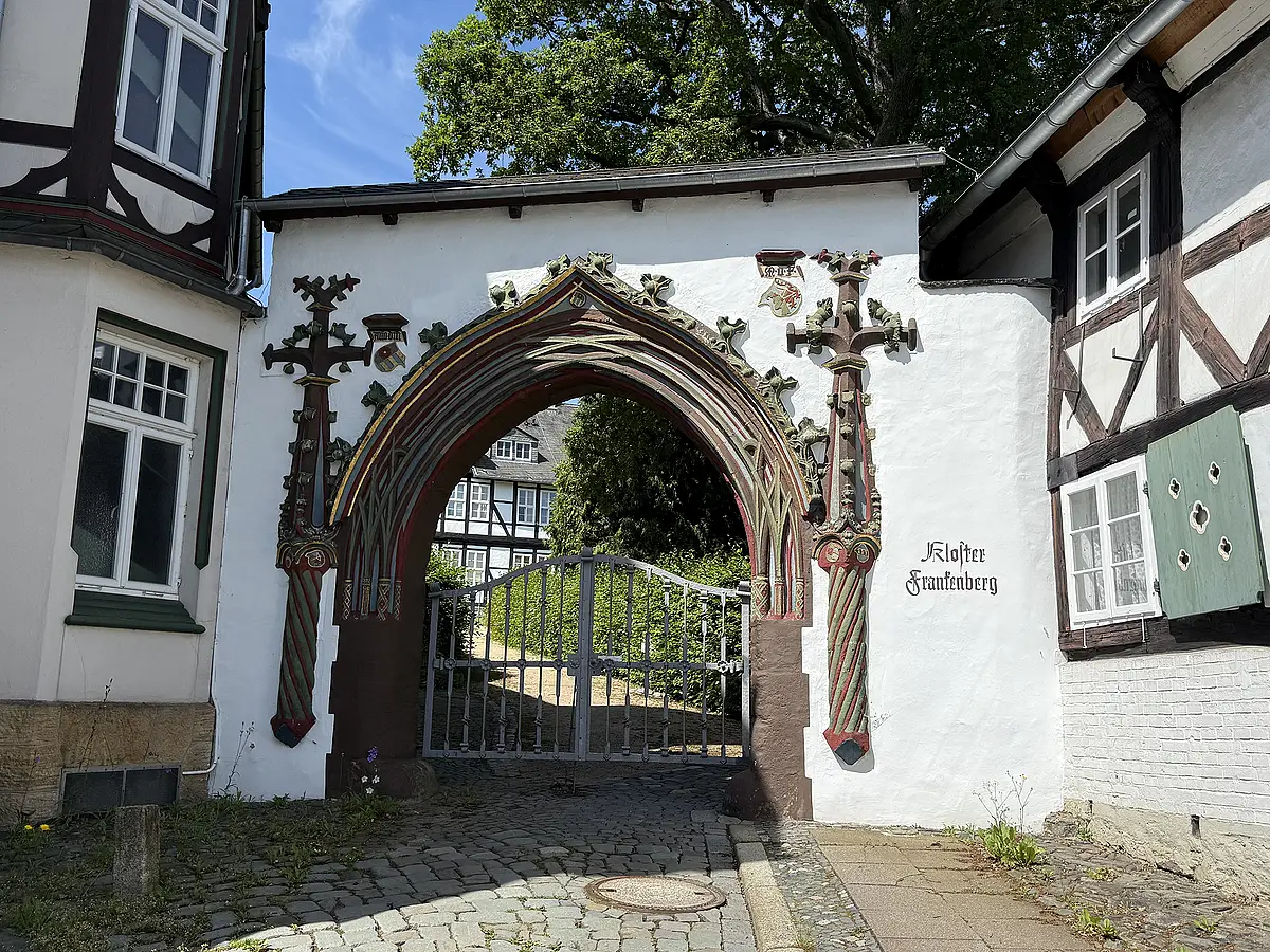 Frankenberger Kloster in Goslar, Ausgangspunkt des Klosterwanderwegs