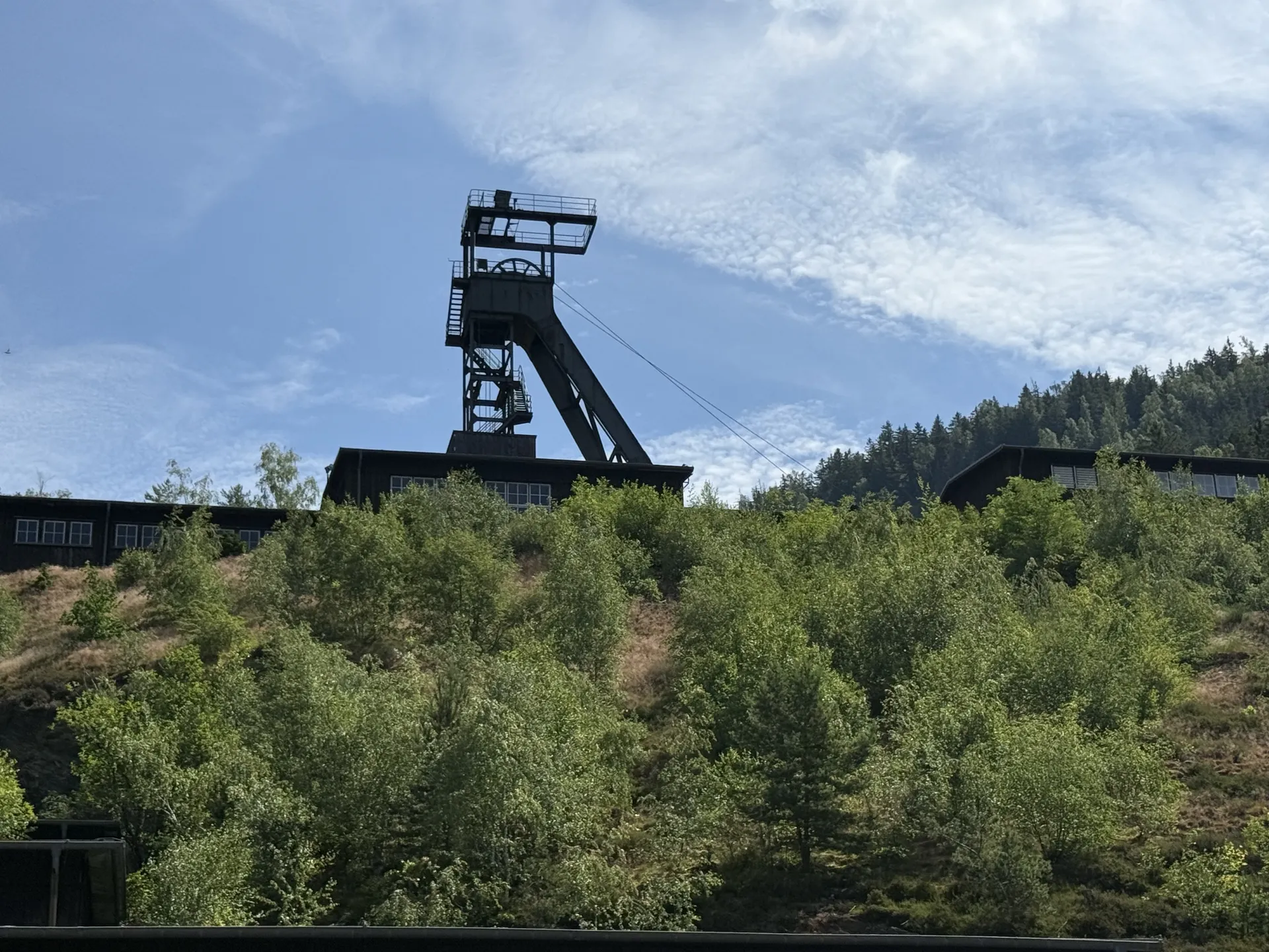 Förderturm des Bergwerks Rammelsberg bei Goslar, UNESCO-Welterbe