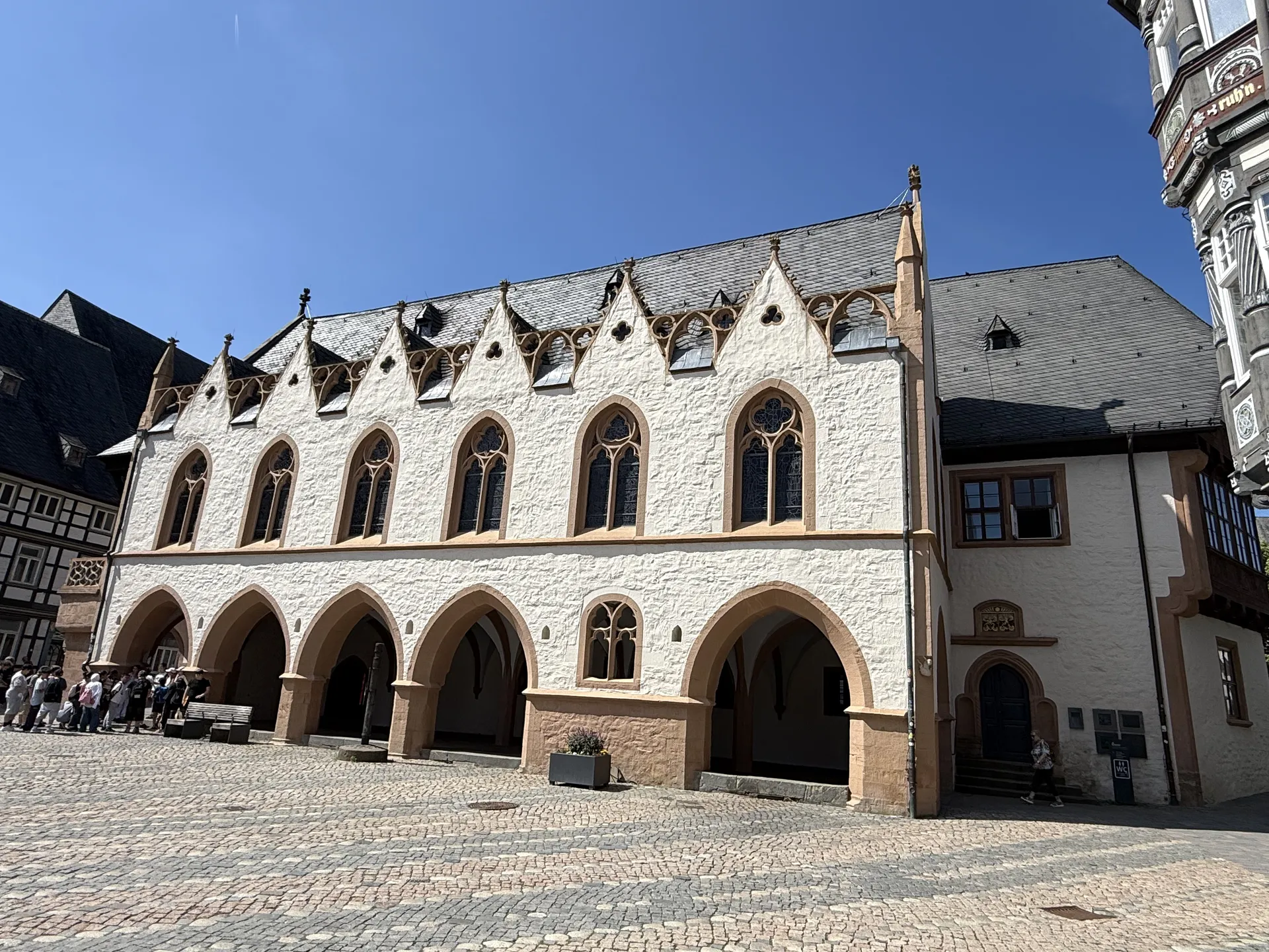 Historisches Rathaus am Marktplatz Goslar, Schauplatz des Weihnachtsmarkts